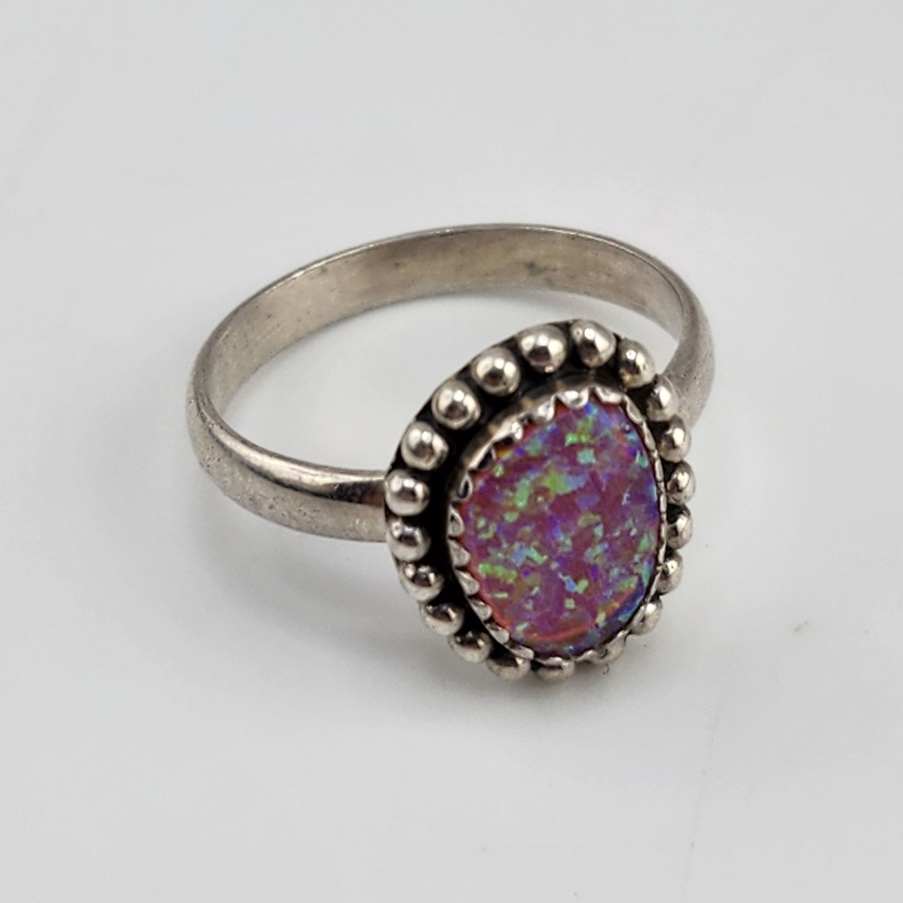 Elegant Sterling Silver‎ Ring with Pink Opal Size 9